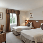 Готелі, хостели чи кемпінг — що обрати?