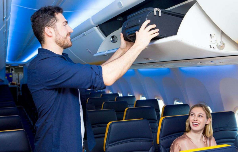 Ручна поклажа в літак: що можна брати