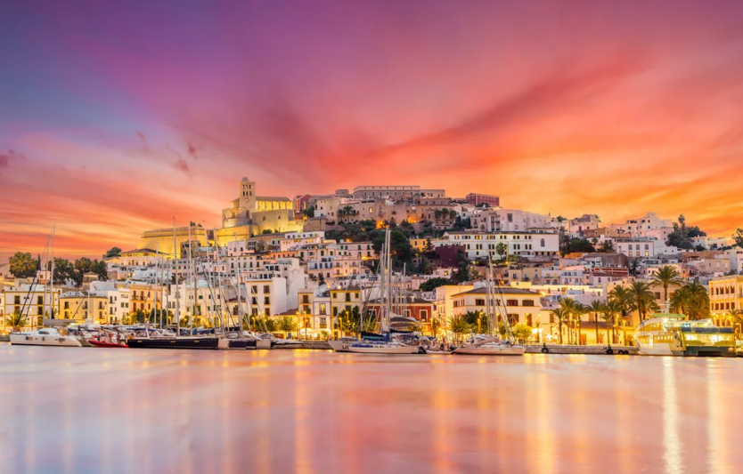 Ібіца – це лише вечірки?