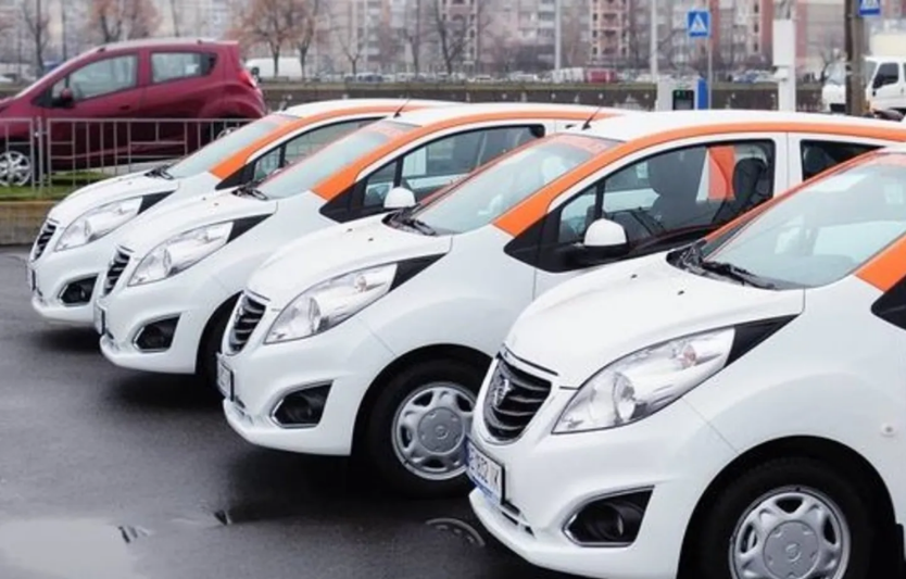 Каршеринг — що це і як користуватись у подорожах